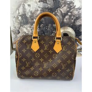 Louis Vuitton Speedy 25‎